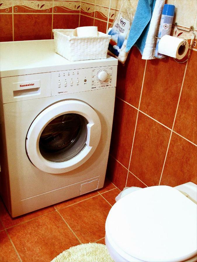 Inci Apartman Pécs Exteriör bild